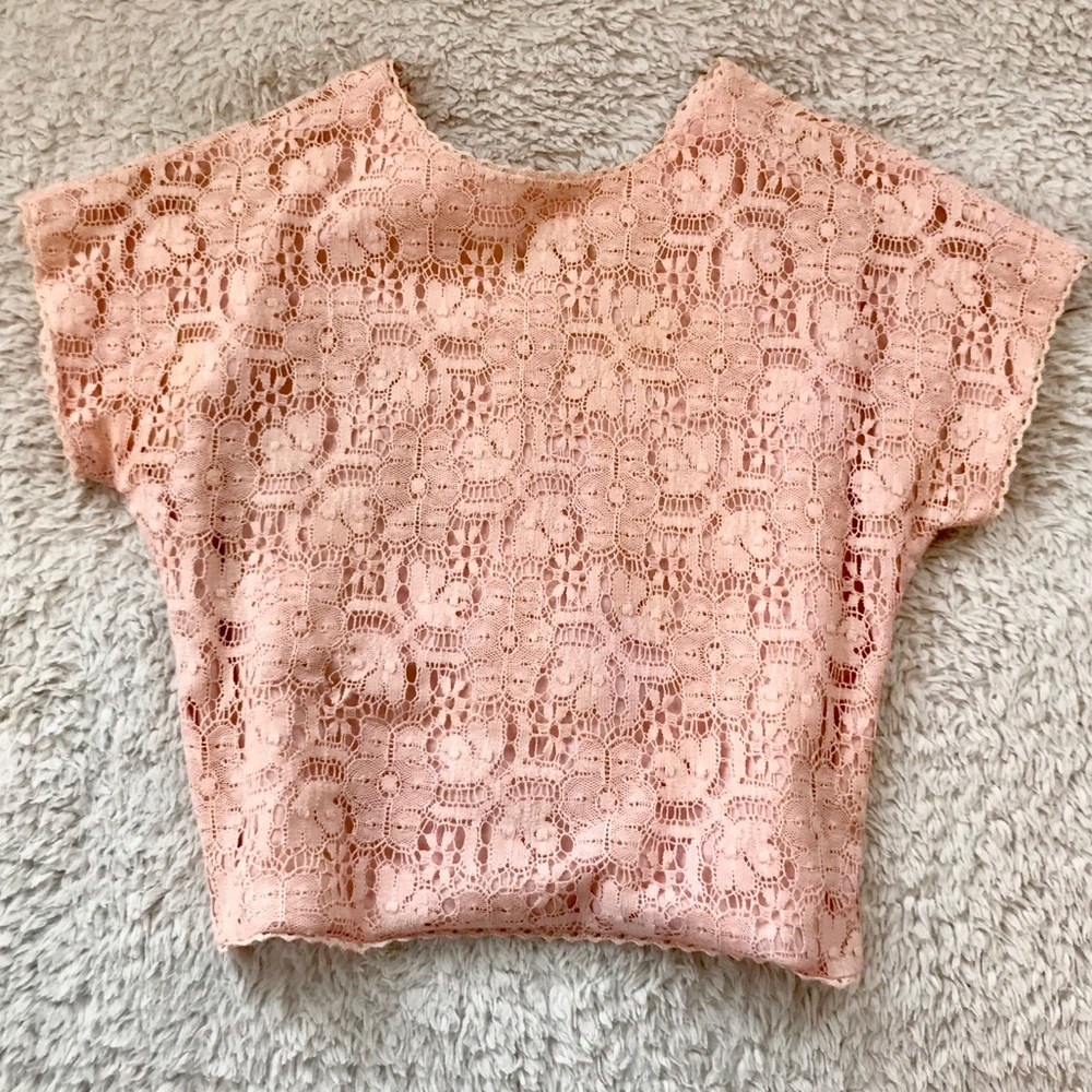 Dei Rossi Peachy-Pink Crocheted Floral Lined Top